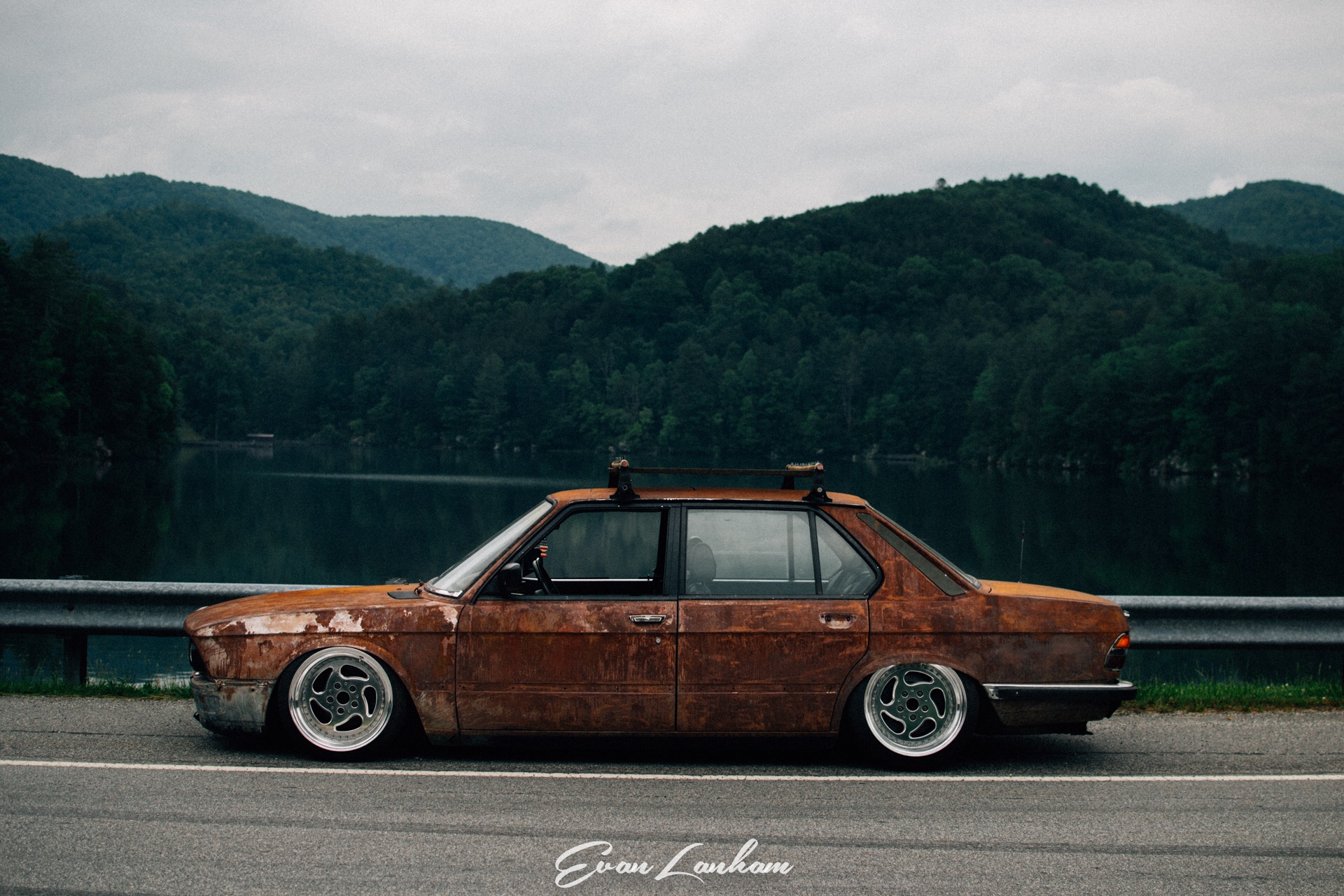 PASMAG Tuner Battlegrounds TBGLIVE Competitor: Aaron Wey - 1985 BMW 535i