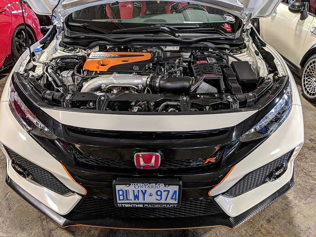 01 George Gero 2017 Honda Civic Type R PASMAG TBGLIVE