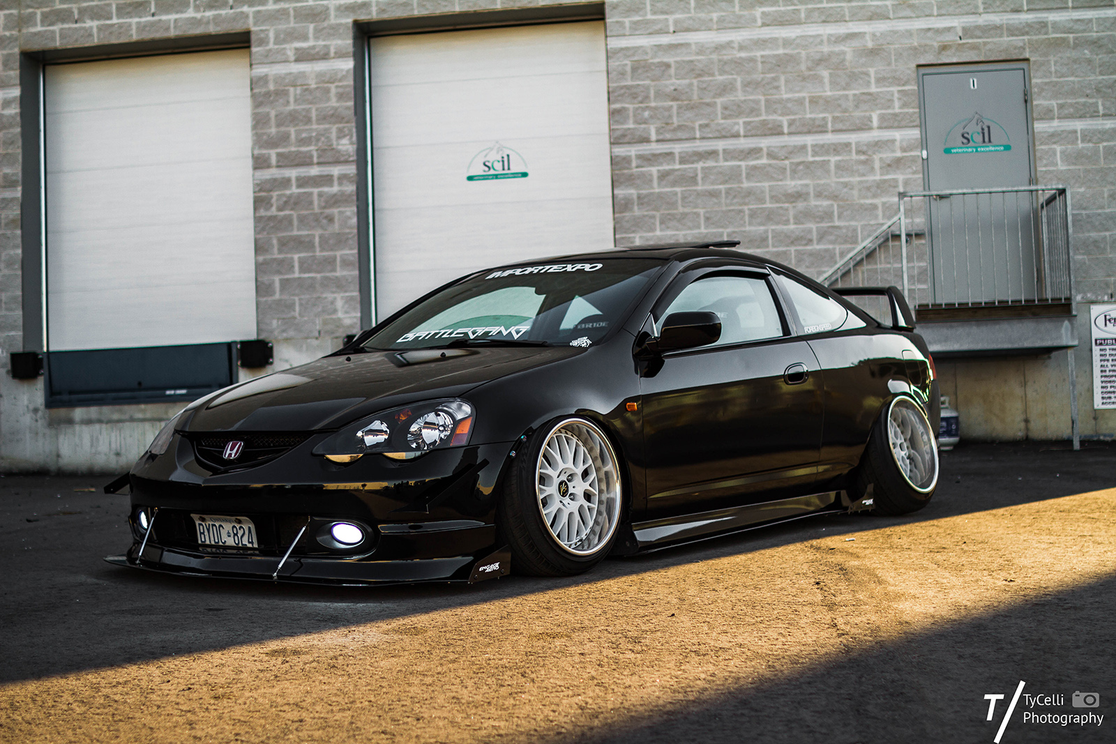 Humza Salahuddin 2002 Acura RSX Type S TBGLIVE4