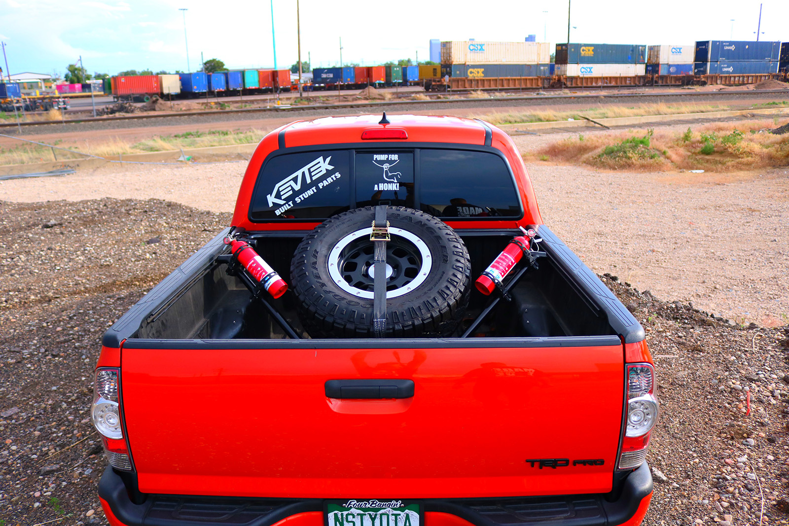 05 Vinnie Obradovic 2015 Toyota Tacoma TRD Pro PASMAG TBGLIVE